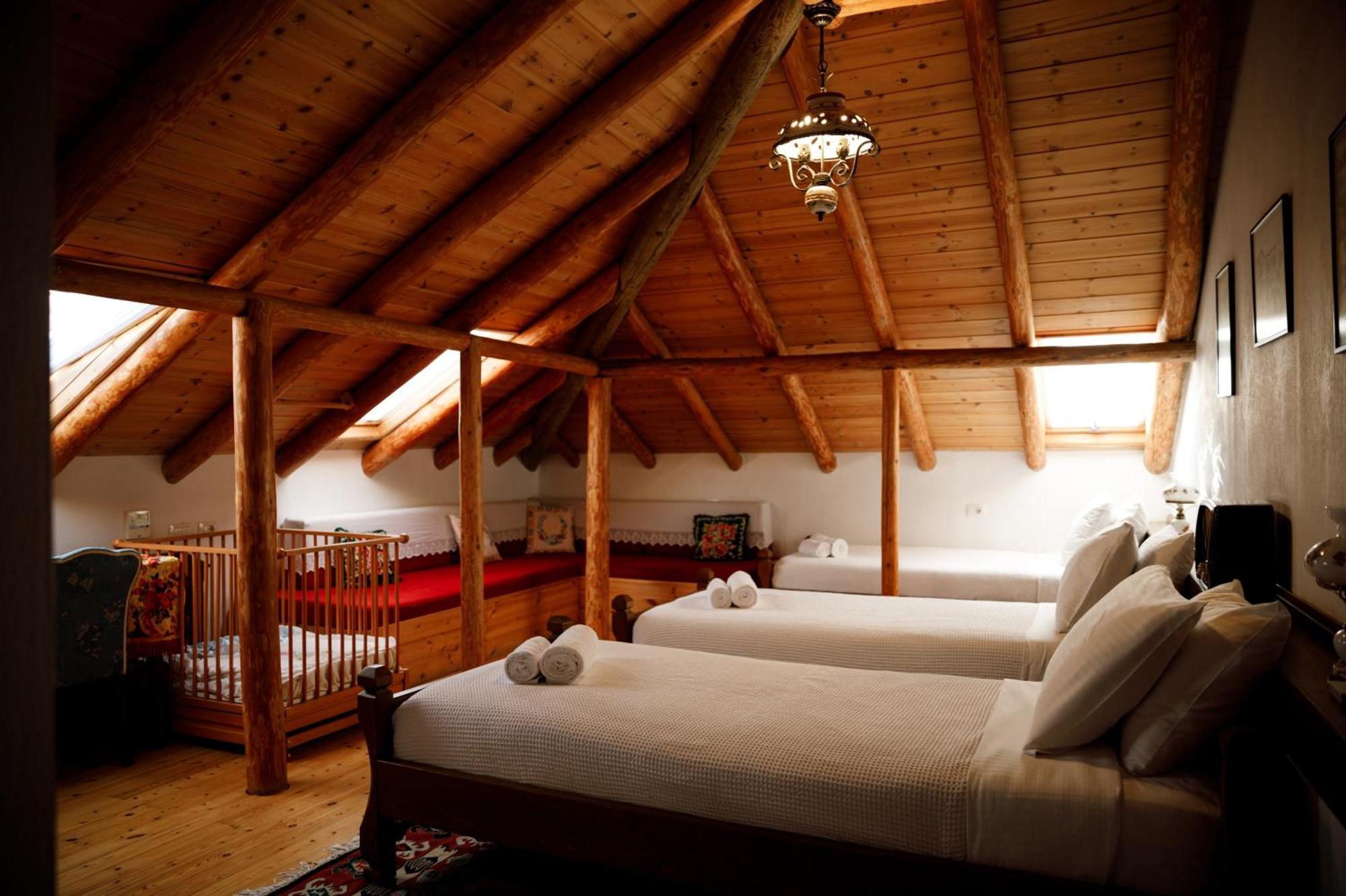 Boutique Hotel Musee Gjirokaster Ngoại thất bức ảnh